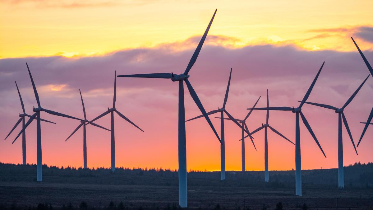 The UK renewable energy sector to soar to £46 billion and employ 210,000 by&nbsp;2035